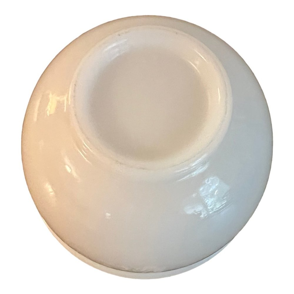 Vintage Sunbeam Glassbake Glass Bake White Milk Glass Mixing Bowl 6.5"W X 4.5" T - Picture 6 of 7